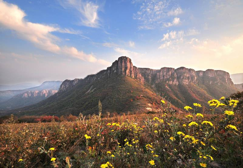 驻马店市 休闲娱乐 景点公园 > 龙天沟   相关搜索 泌阳盘古山风景区