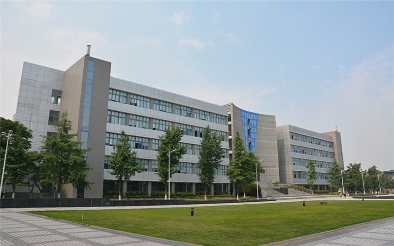 四川现代职业学院地址(位置,怎么去,怎么走,在哪,在哪里,在哪儿):成都