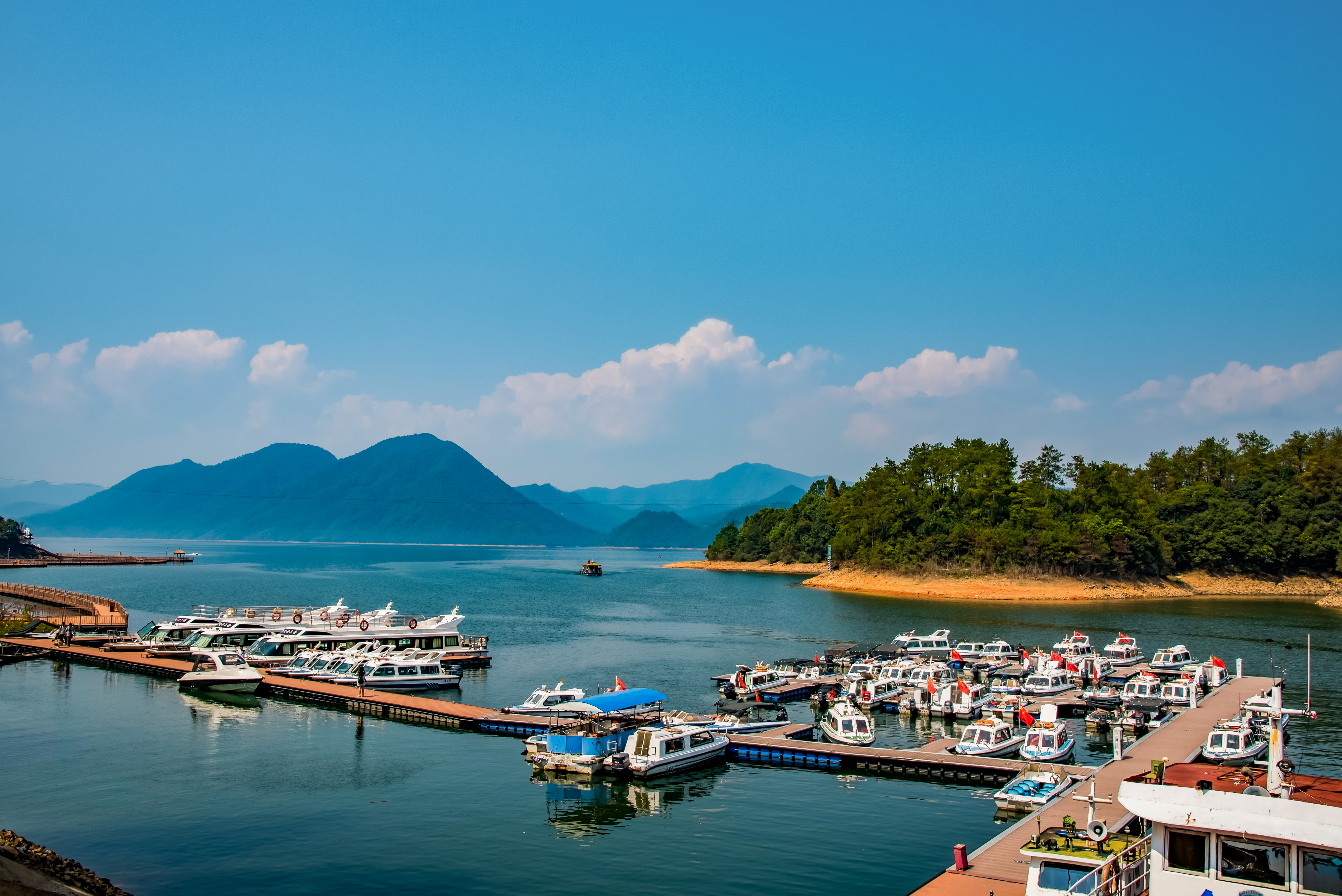 太平湖白鹭洲旅游景区