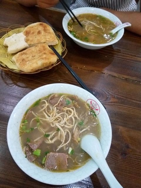 济宁市 餐饮服务 餐馆 > 山窝头牛肉汤(琵琶山店)推荐菜