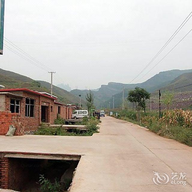 承德鸡冠子山老二婶农家院