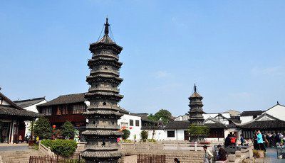 上海市 休闲娱乐 景点公园 景点 > 南翔双塔南翔双塔位于上海市嘉定区