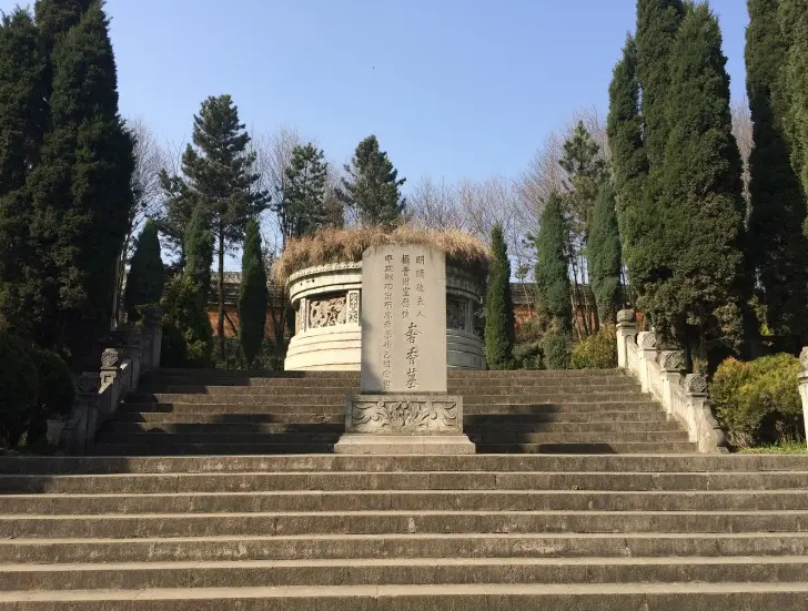 怎么去,怎么走,在哪,在哪里,在哪儿:毕节市大方县顺德路奢香食府电话