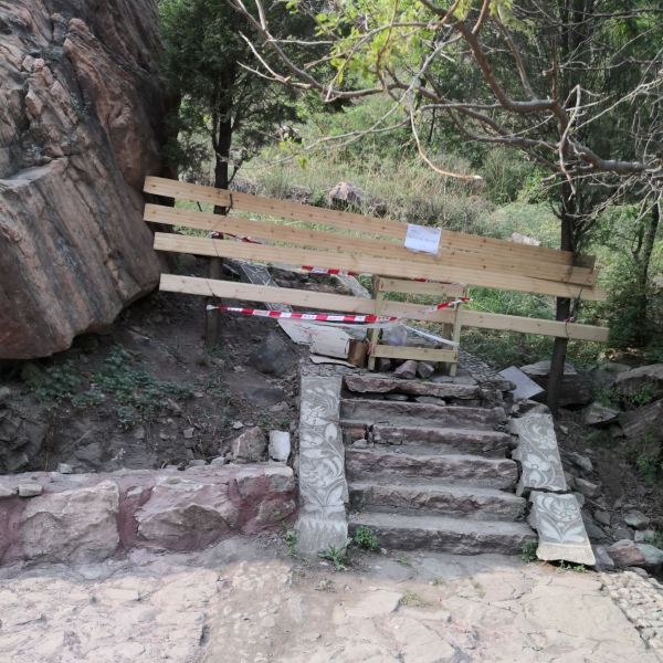 【黄崖洞风景区】黄崖洞风景区门票,黄崖洞风景区游玩