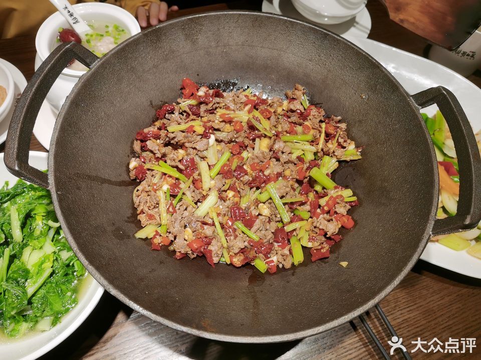 铁锅生炒牛肉图片