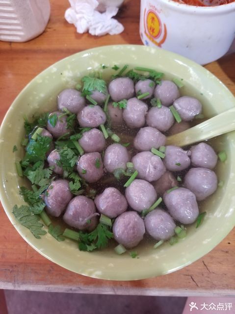 瘦肉羹推荐菜:洪杨老字号牛肉丸(和平南路)位于南平市武夷山市和平南