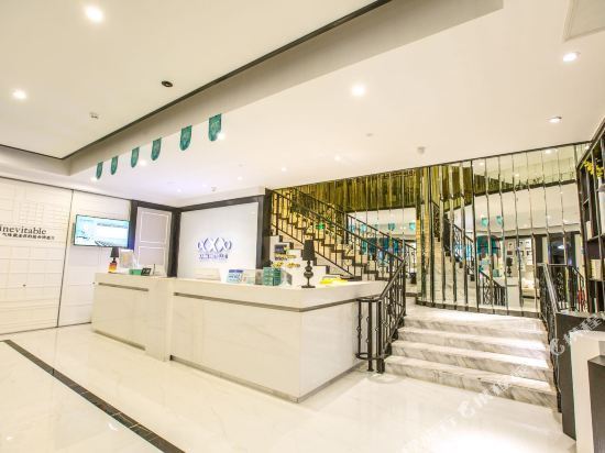 希岸酒店(深圳会展中心岗厦地铁口店)
