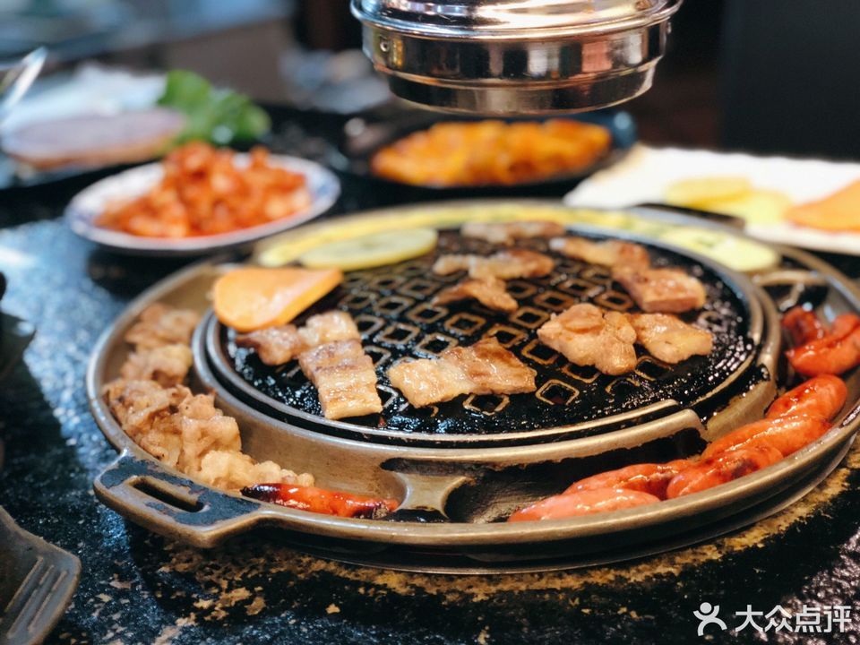 本家韩国传统炭火烤肉(龙岩总店)