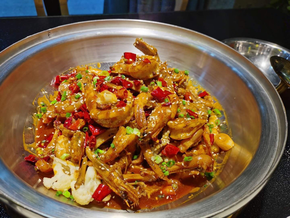 张大师吮指鸭爪爪石河子店