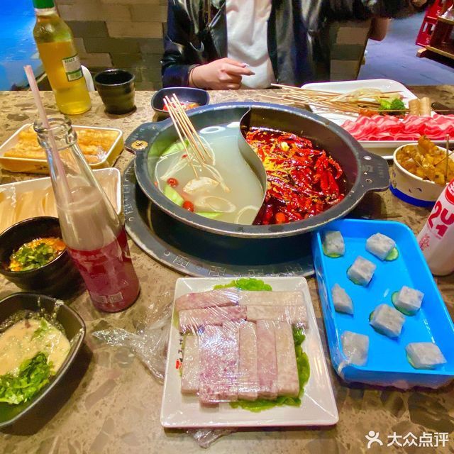 玉林串串香火锅