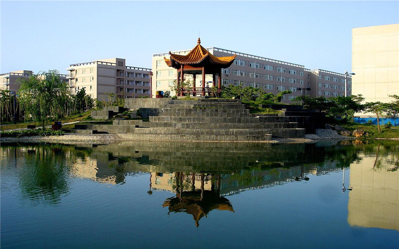 许昌技师学院