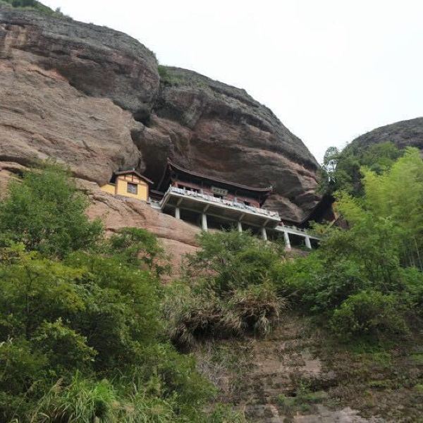 方岩石鼓寮风景区