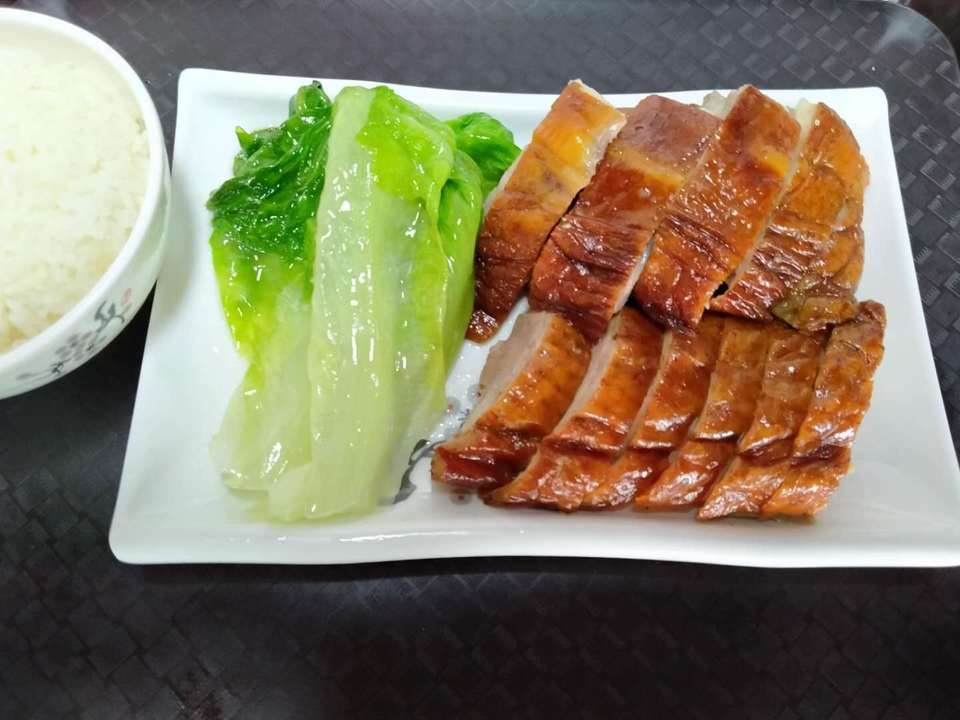 脆皮烧鸭饭