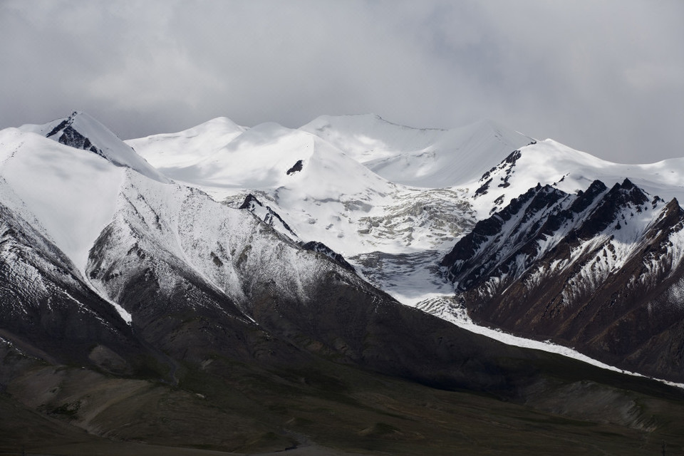 > 昆仑山 标签: 推荐菜: 分类:景点;自然山;天然氧吧;休闲娱乐;风景