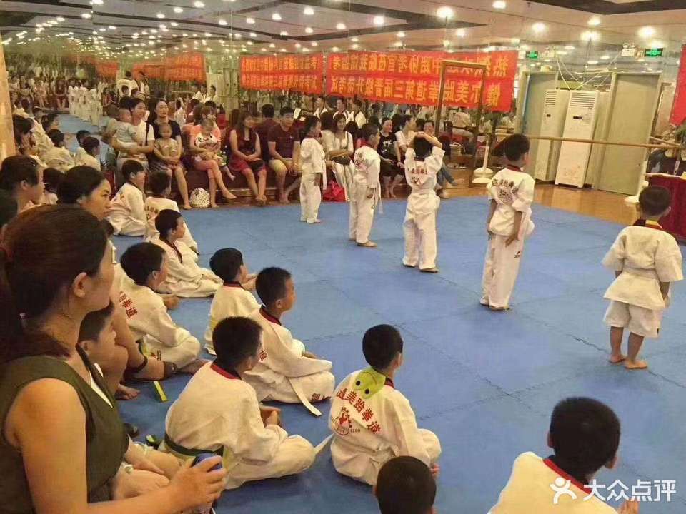 傲身国际健身会所(菩提园店)