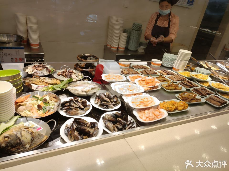 小黄鱼(东港店)位于舟山市普陀区海珠路449号 标签:餐馆中餐餐饮快餐