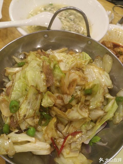 推荐菜:杏鲍菇香板肉 农家麻鸭煲 分类:餐馆;中餐;餐饮;快餐 电话