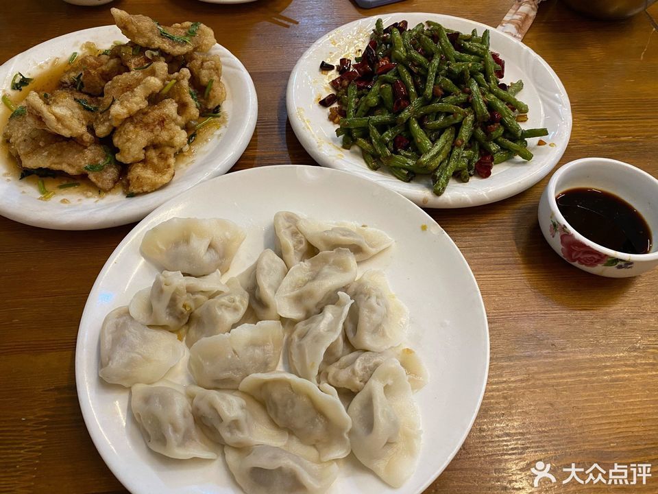 泰发合老味饺子馆位于吉林市区青山街松花湖滑雪场 标签:餐馆餐饮