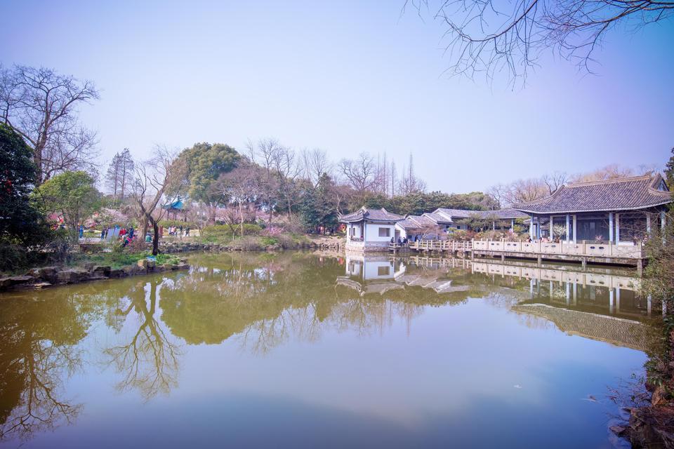             梅园横山风景区