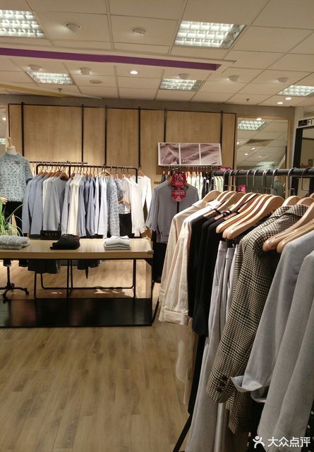 上海市 购物服务 商铺 服装鞋帽皮具店 > lachapelle(巴黎春天店)