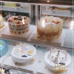 罗莎蛋糕魔法师悦荟店