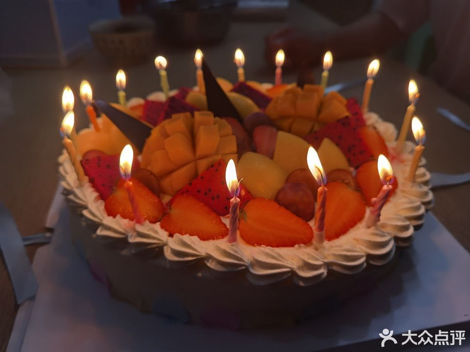 米兰西饼生日蛋糕