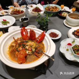 海港甄宴海鲜新派青岛菜