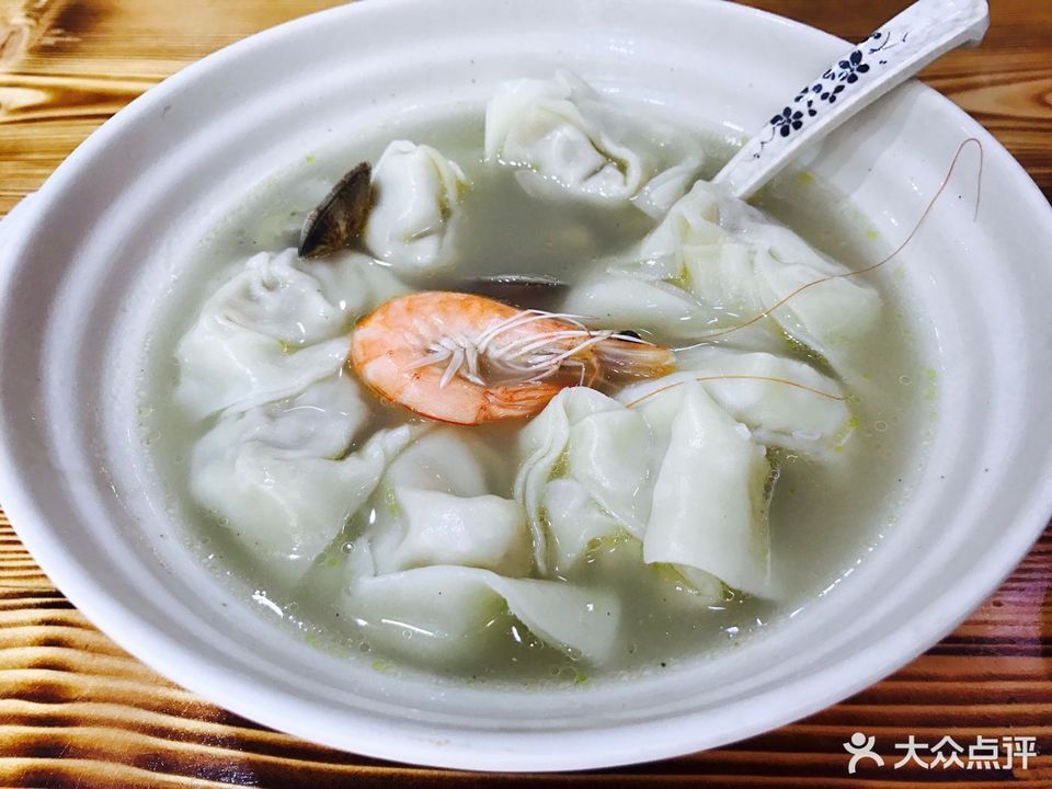 猫耳海鲜馄饨
