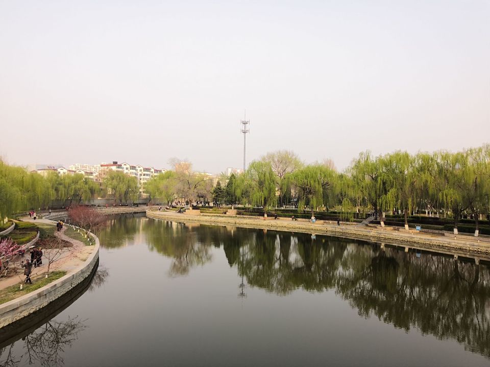 保定市 休闲娱乐 景点公园 景点 > 龙潭公园