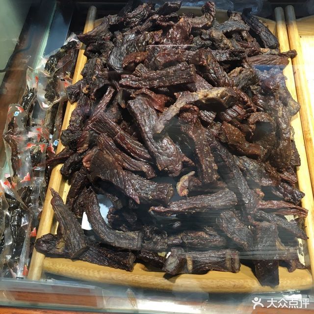 塞伦风干牛肉干万达店