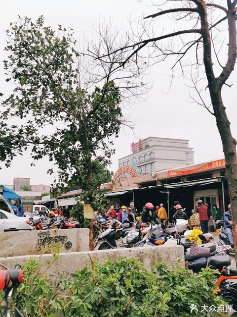 阳江市三鸟批发市场