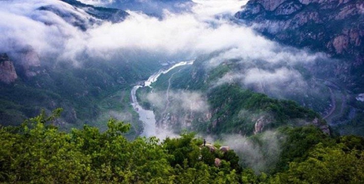 鳞龙山自然风景区