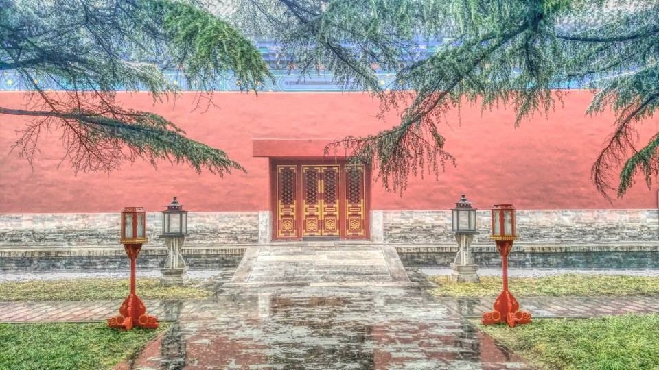 望京小筑:天坛公园在北京市南部,东城区永定门内大街东侧.