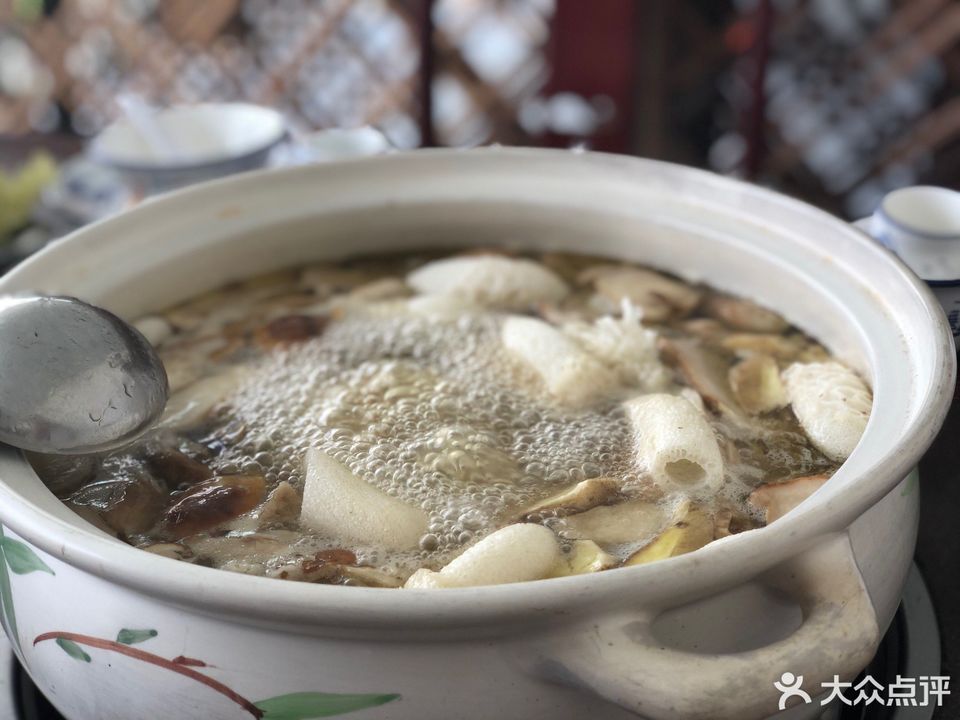长留源野生菌火锅