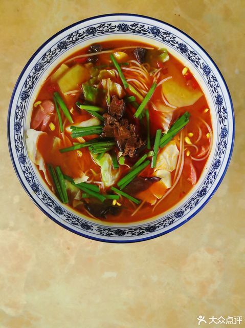 笼笼鲜汤包良友店
