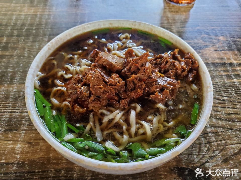 阿拉香镇江锅盖面(周谷堆水产店)