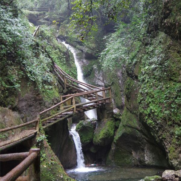 飞泉沟