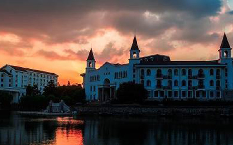 南京财经大学红山学院(桥头校区)