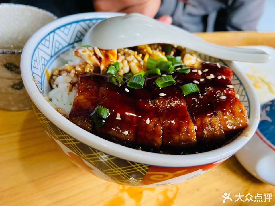 安居食屋