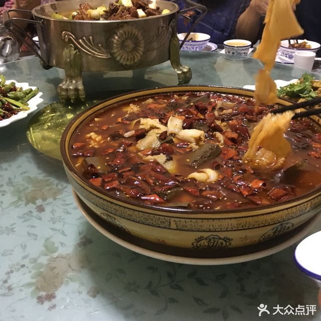 临汾市 餐饮服务 餐馆 正餐 中餐正餐 > 二娃家常菜标签: 推荐菜