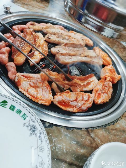 大昌烧烤(一分店)蚝布斯生蚝小馆天宇石板煎肉总店崔牛庄丹东肥蚬子