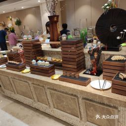 开元名庭酒店自助餐厅