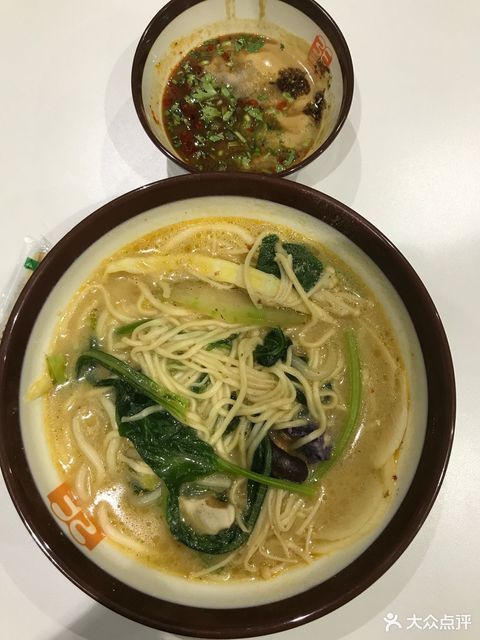 张亮麻辣烫聊城路店