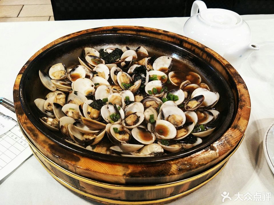 客家煎让豆腐煲开平豉油碌鹅推荐菜:福满记珠三角风味菜馆位于深圳市