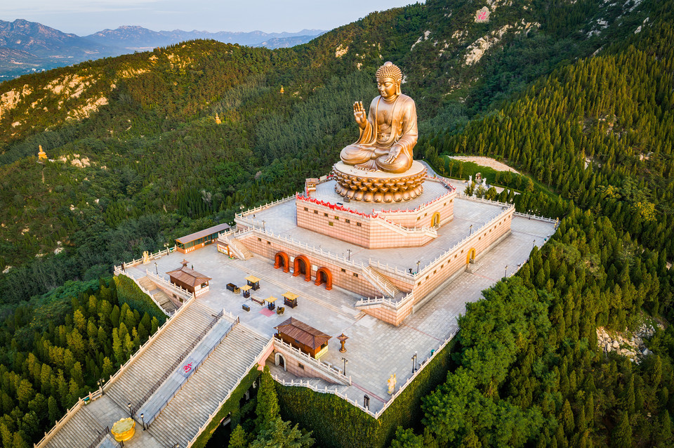                   龙口南山旅游