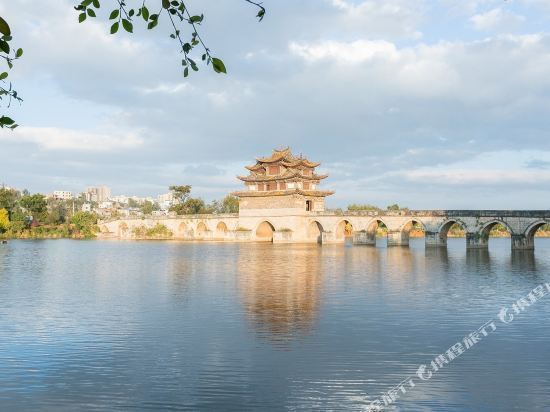 在哪,在哪里,在哪儿:红河哈尼族彝族自治州建水县红河州广慈湖壹号