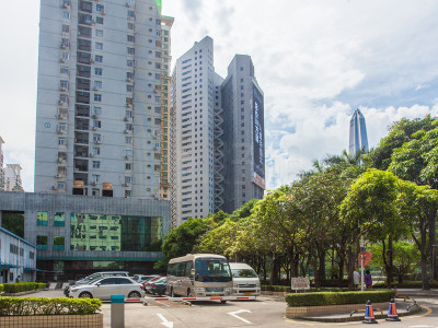 怎么走,在哪,在哪里,在哪儿:深圳市福田区莲花街道新闻路3号华富大厦