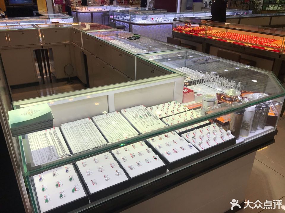 欧菲雅(凤城二路人人乐店)