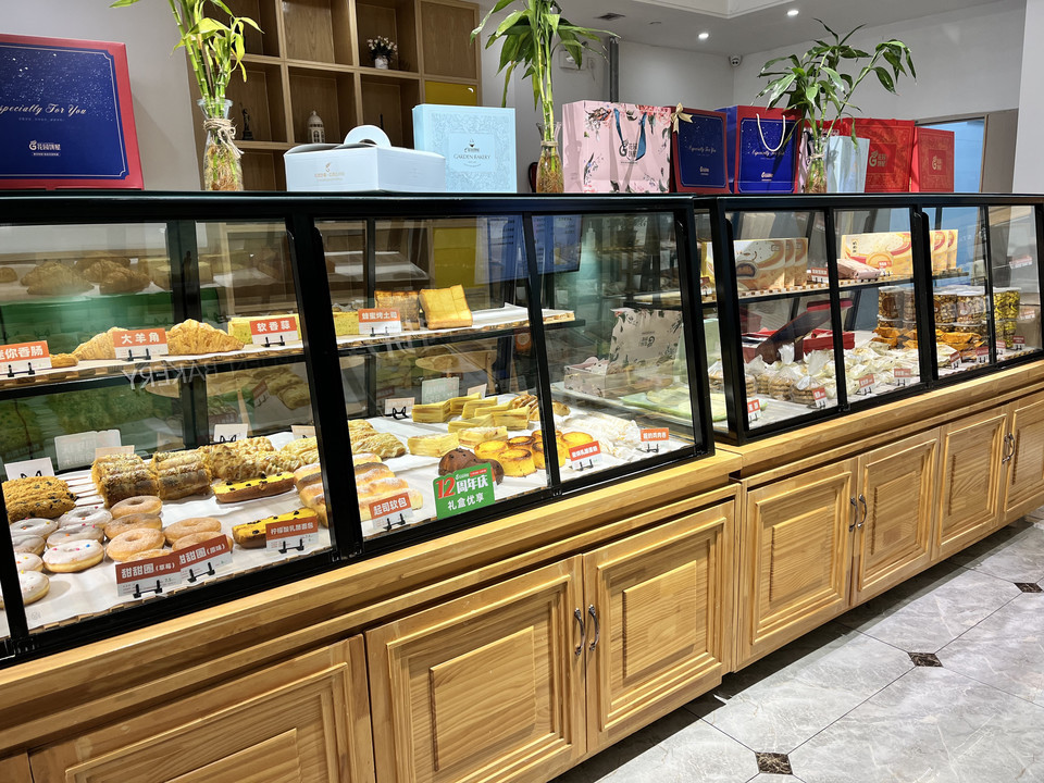 46)位于苏州市吴中区南溪江路 标签:糕饼店面包店面包西点蛋糕店甜品
