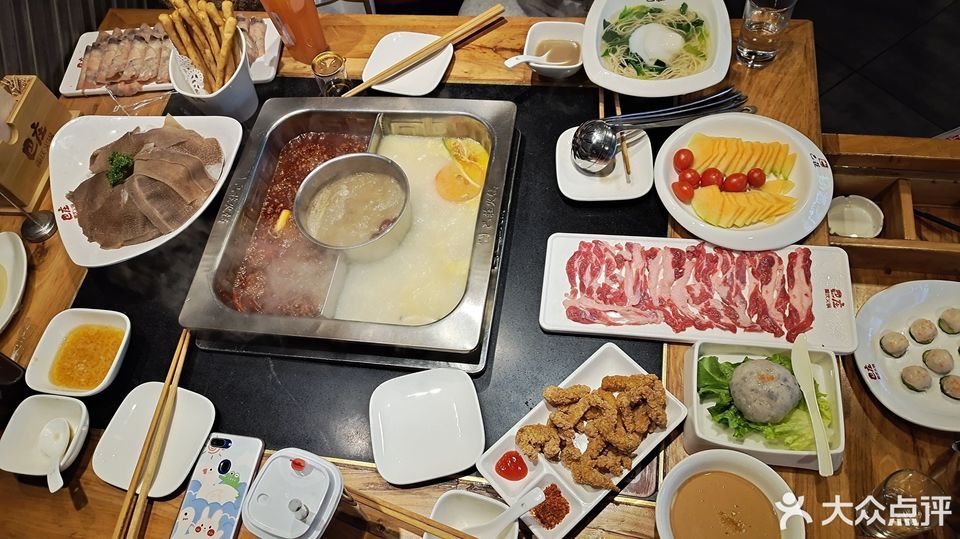 巴庄重庆火锅光山店